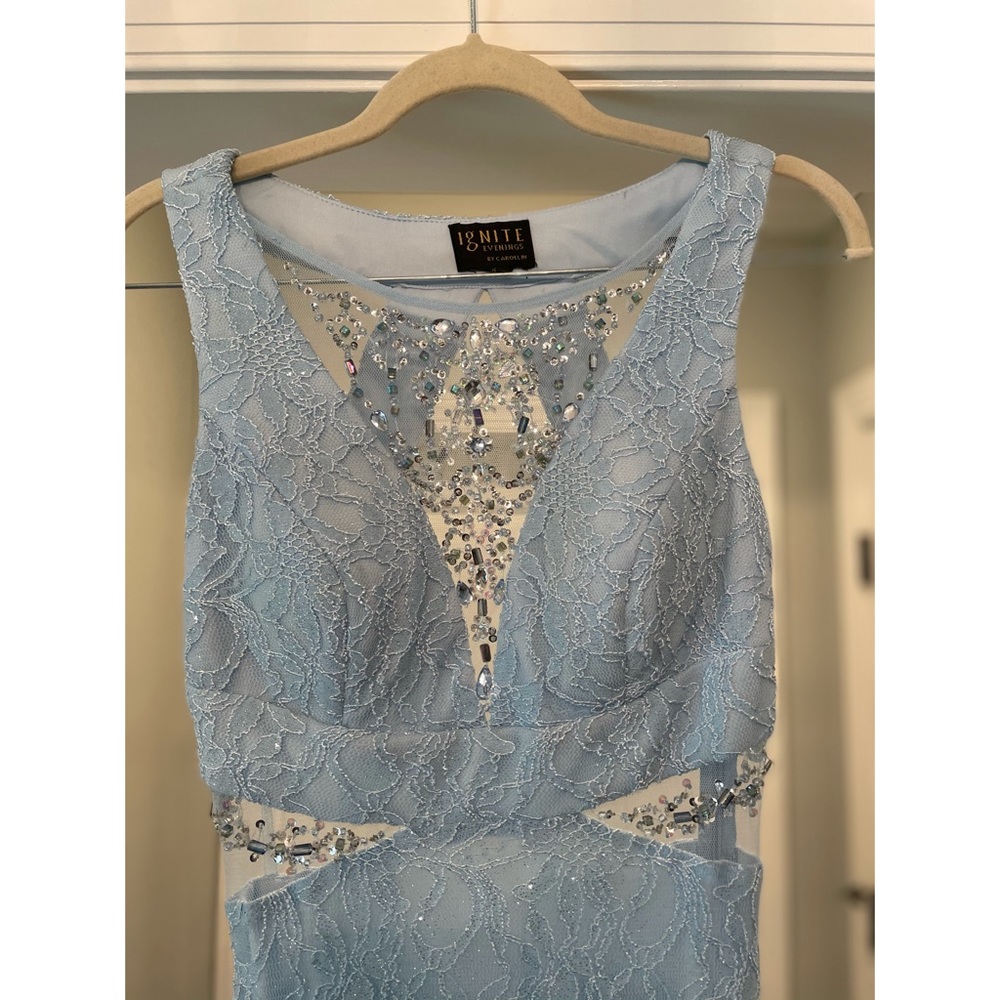 Super cute formal dress